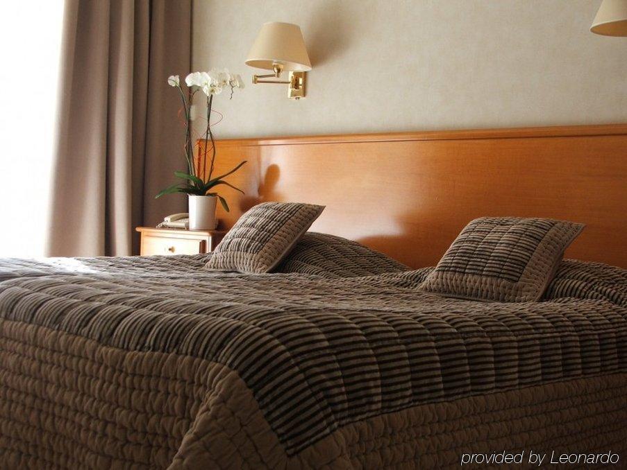 Hotel Diana Ванс Номер фото