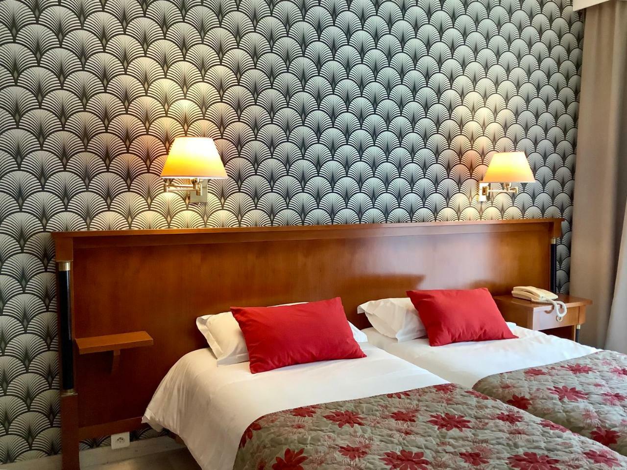 Hotel Diana Ванс Экстерьер фото